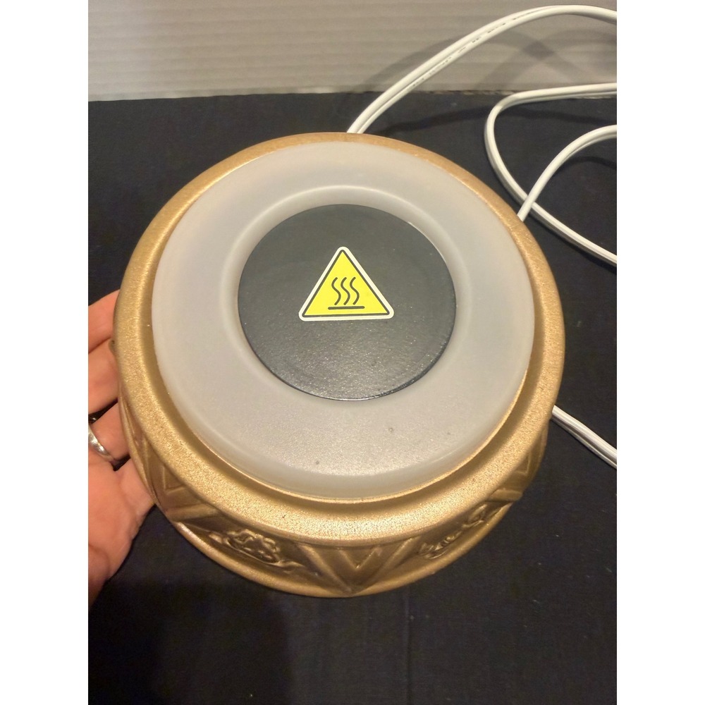Scentsy Disney Beauty & the Beast Ceramic Electric Wax Warmer Gold Base - Picture 9 of 15